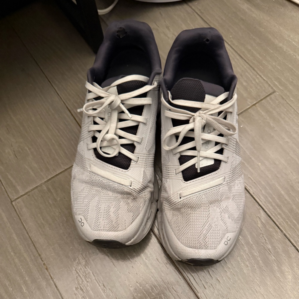 Women’s Oncloud Go Sneakers